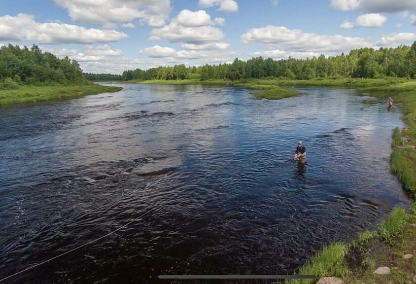 리조트 Lapinkoski Salmon Lodges Simojoki   Simoriver