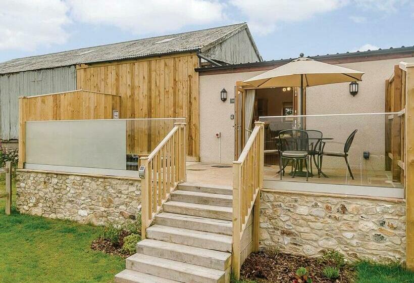 אתר נופש Larkshayes Cottages