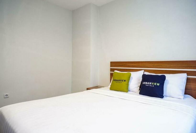 Urbanview Hotel Nostos Wonosobo By Reddoorz