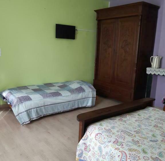 Bed and Breakfast Au Coeur De L Enclave