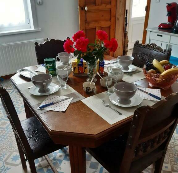 Bed and Breakfast Au Coeur De L Enclave