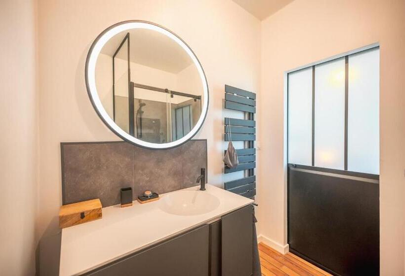 Bed and Breakfast Chambres Et Table D Hôtes Les Jardins De La Longagne