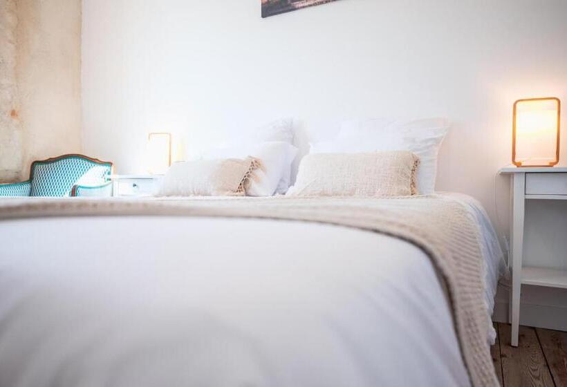 Bed and Breakfast Chambres Et Table D Hôtes Les Jardins De La Longagne