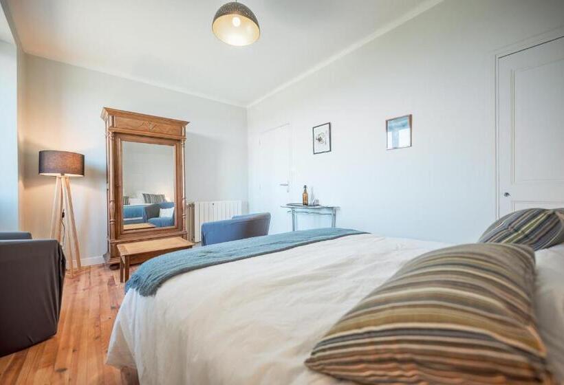 Bed and Breakfast Chambres Et Table D Hôtes Les Jardins De La Longagne