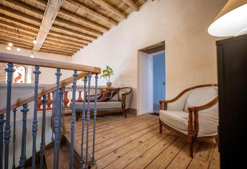 Bed and Breakfast Chambres Et Table D Hôtes Les Jardins De La Longagne