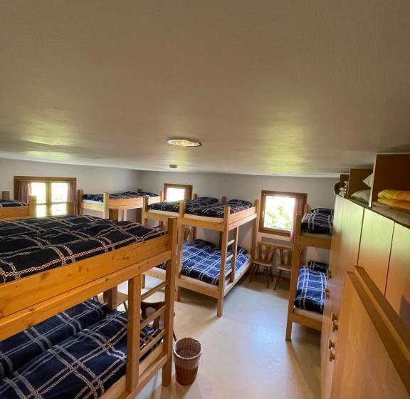 צימר Gasthaus Beverin