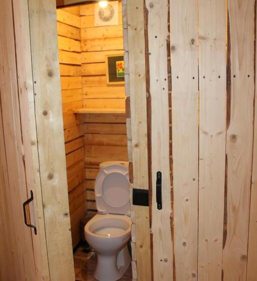 مبيت وإفطار Kamis Guesthouse