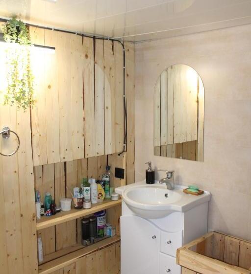 مبيت وإفطار Kamis Guesthouse