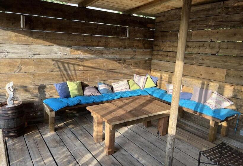 ベッドアンドブレックファースト L Escale Au Port Miniature De Saint Savinien