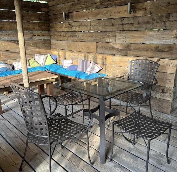 ベッドアンドブレックファースト L Escale Au Port Miniature De Saint Savinien