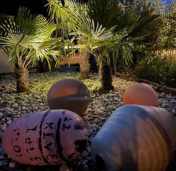 ベッドアンドブレックファースト L Escale Au Port Miniature De Saint Savinien