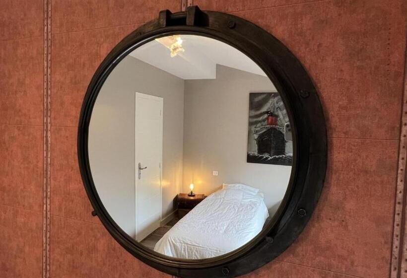 ベッドアンドブレックファースト L Escale Au Port Miniature De Saint Savinien