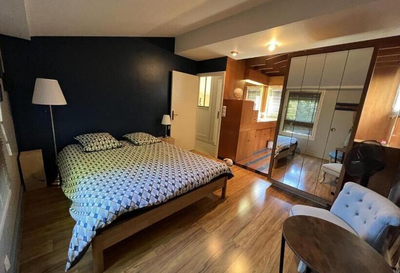 ベッドアンドブレックファースト L Escale Au Port Miniature De Saint Savinien