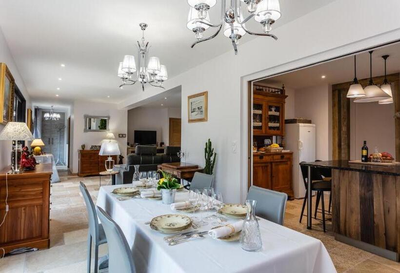 Bed and Breakfast Les Enclos Secrets