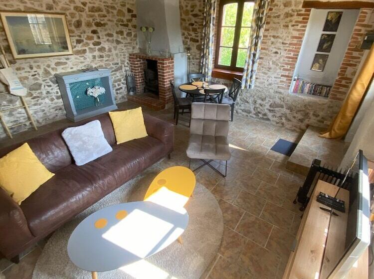 צימר Maison De Montgibaud