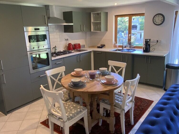 צימר Maison De Montgibaud