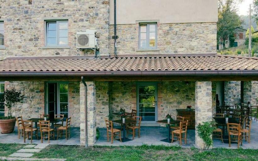 ホテル Agriturismo I Giunchi