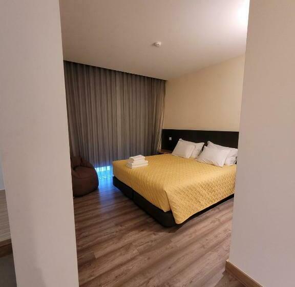 فندق Apolinário