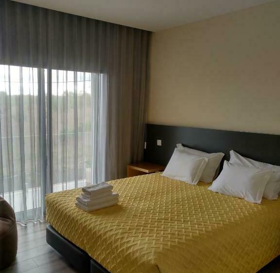 فندق Apolinário