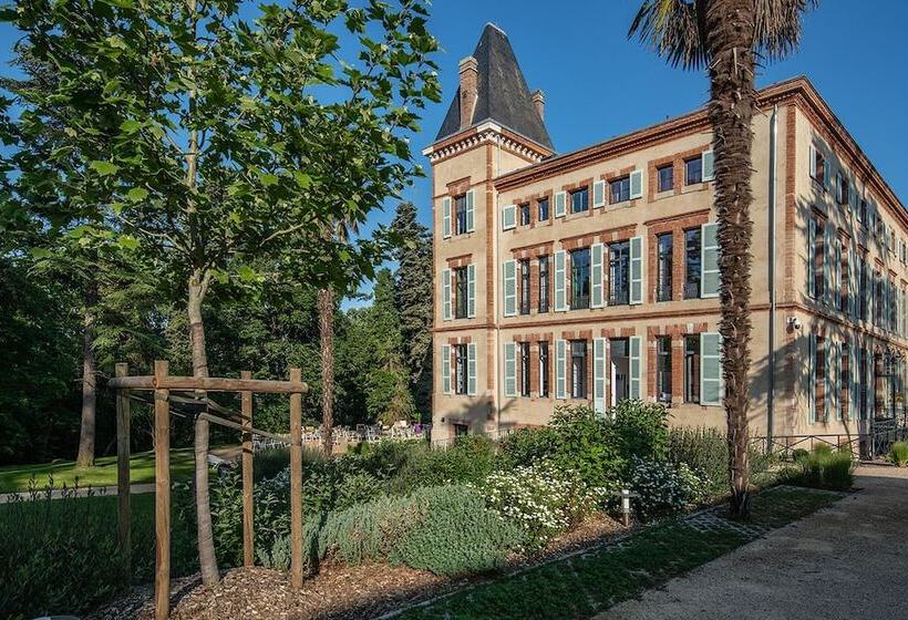 ホテル Château De Fiac   Luxurious Hôtel & Spa