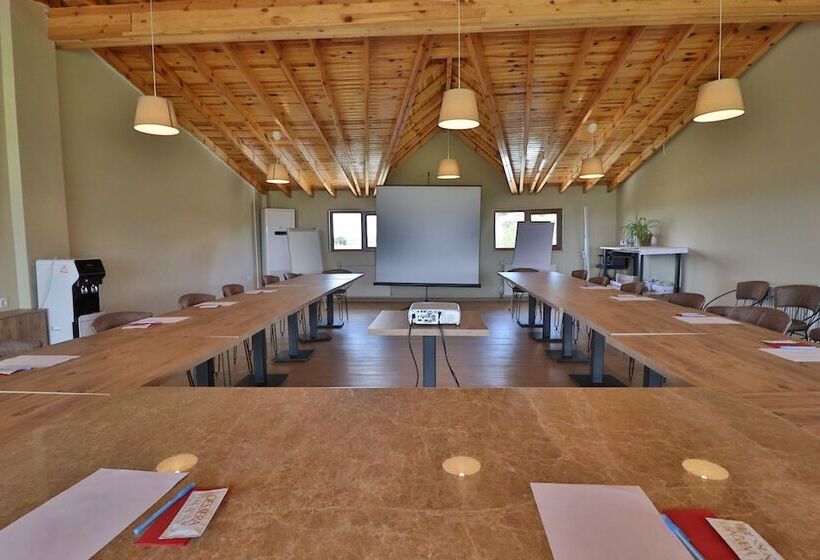 בית מלון כפרי Dessera Vineyards