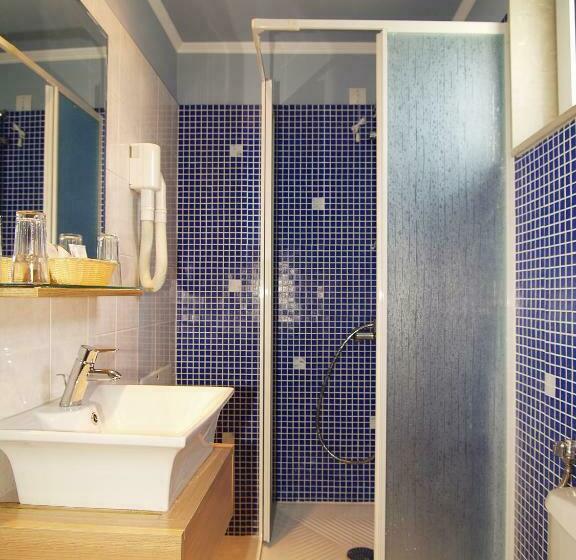 ホテル Kitro Beach