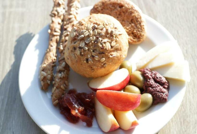 ホテル Kitro Beach