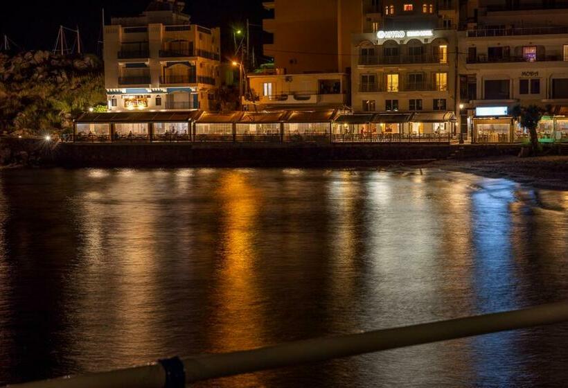 ホテル Kitro Beach