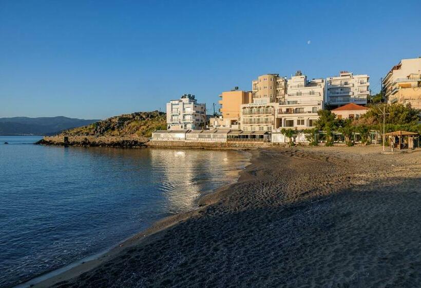 ホテル Kitro Beach