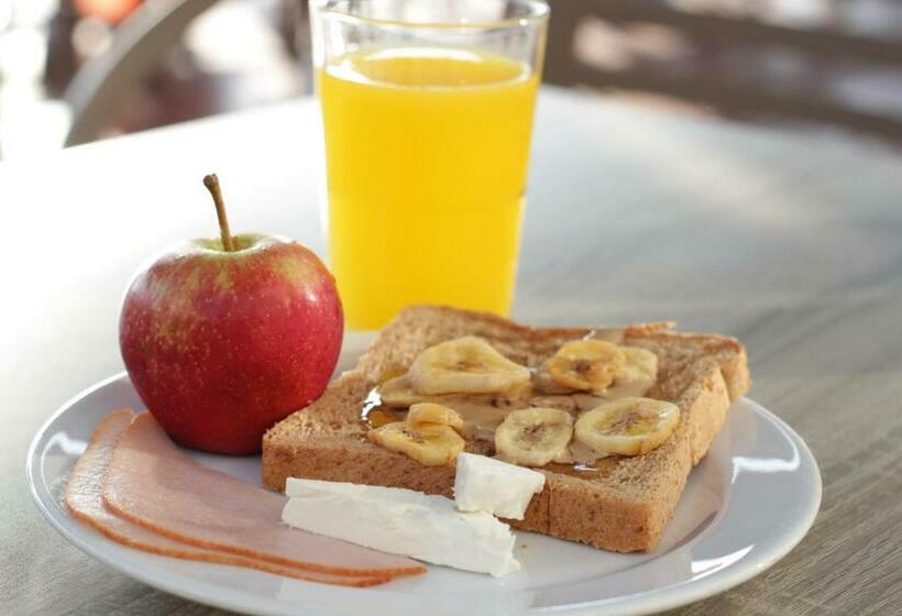 ホテル Kitro Beach