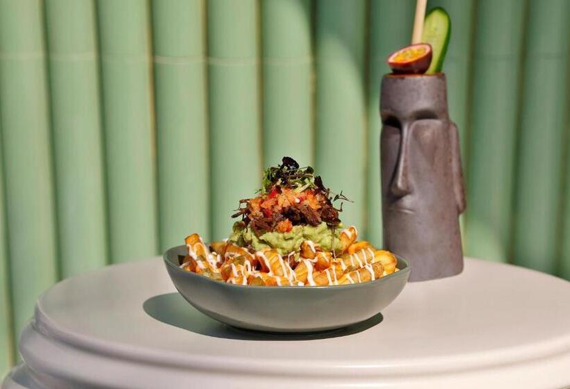 هتل Marriott Resort Palm Jumeirah, Dubai