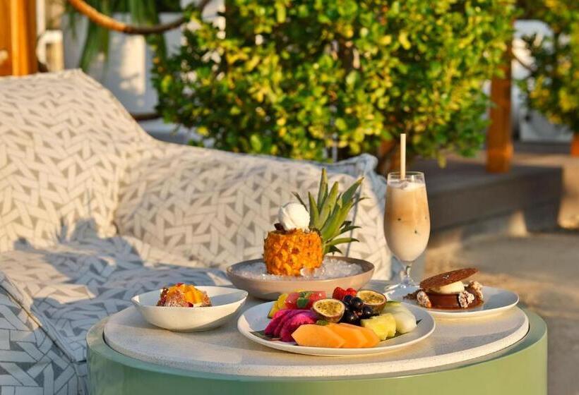 هتل Marriott Resort Palm Jumeirah, Dubai