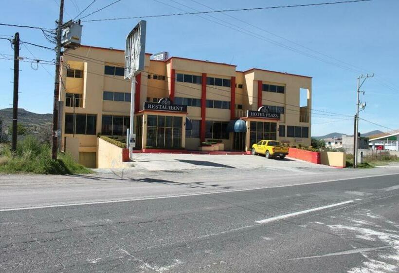 فندق Plaza Sahagún
