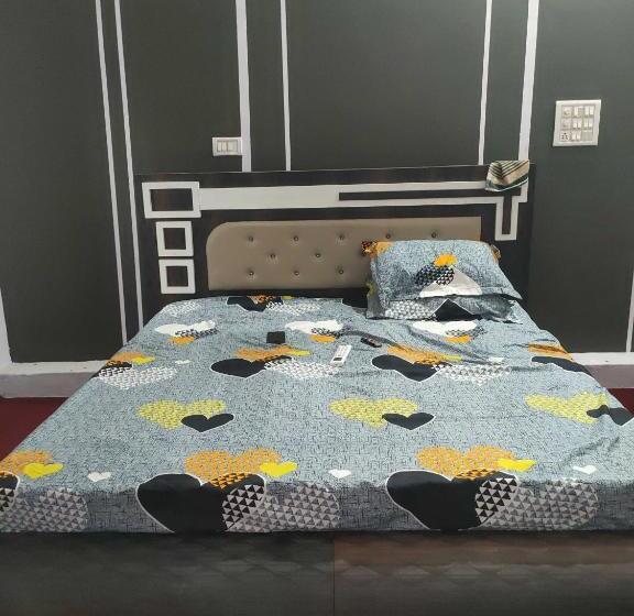 Spot On Vd Marriott Hotel & Restaurant