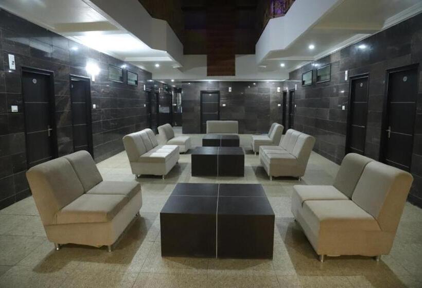 Отель Staymaker Siddeshwara Comforts