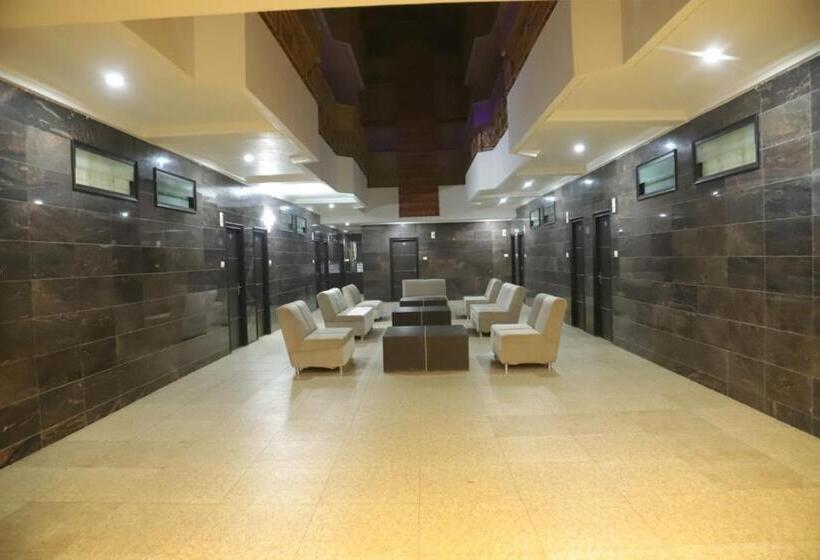 Отель Staymaker Siddeshwara Comforts