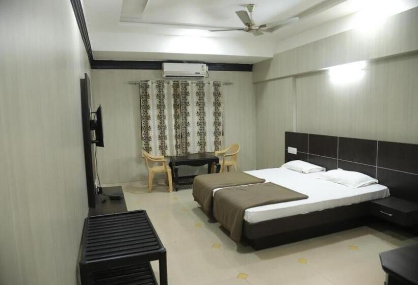 Отель Staymaker Siddeshwara Comforts