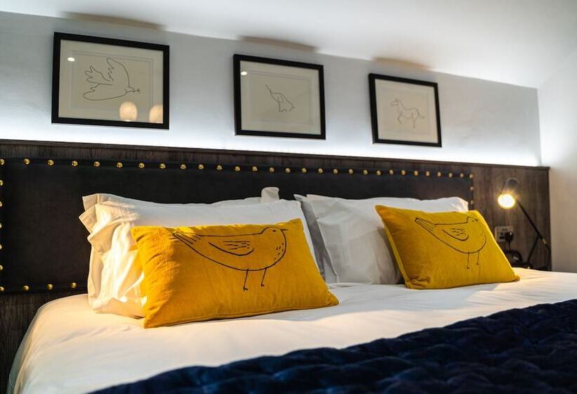 فندق The Swan Inn