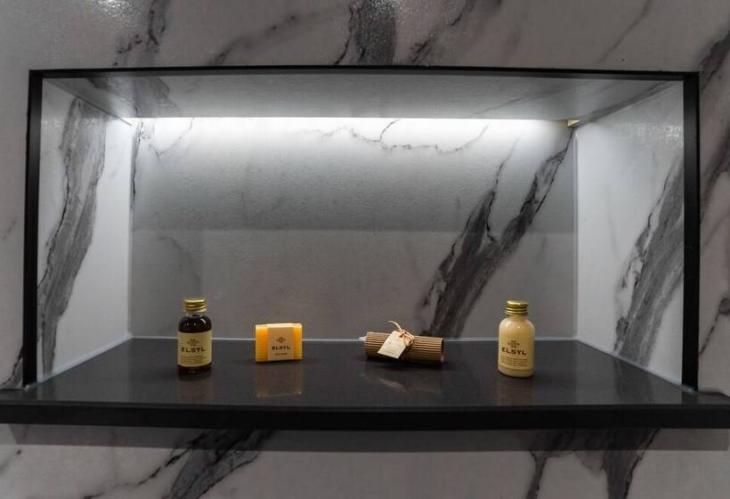 فندق The Swan Inn