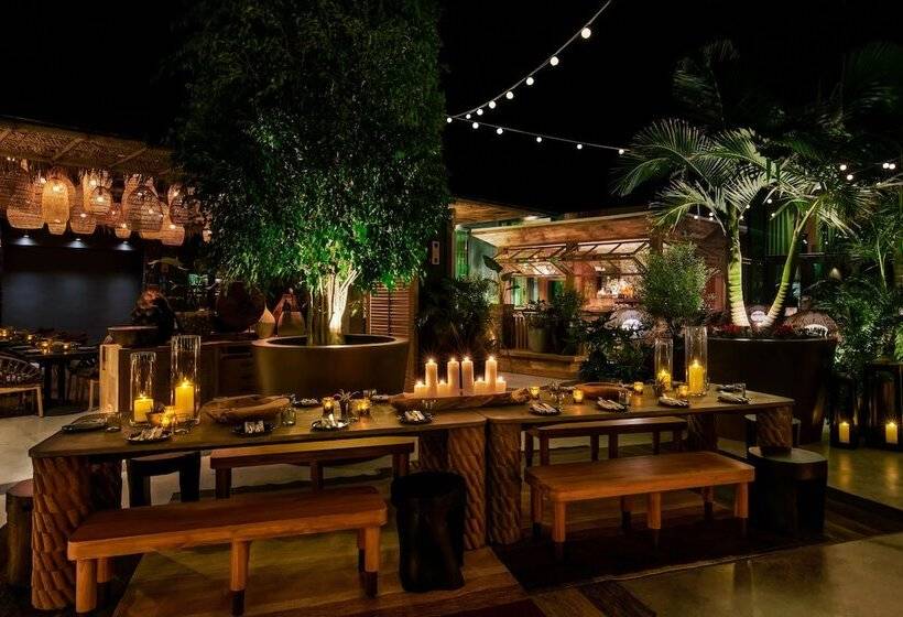 فندق Hollywood Volume, A Tribute Portfolio