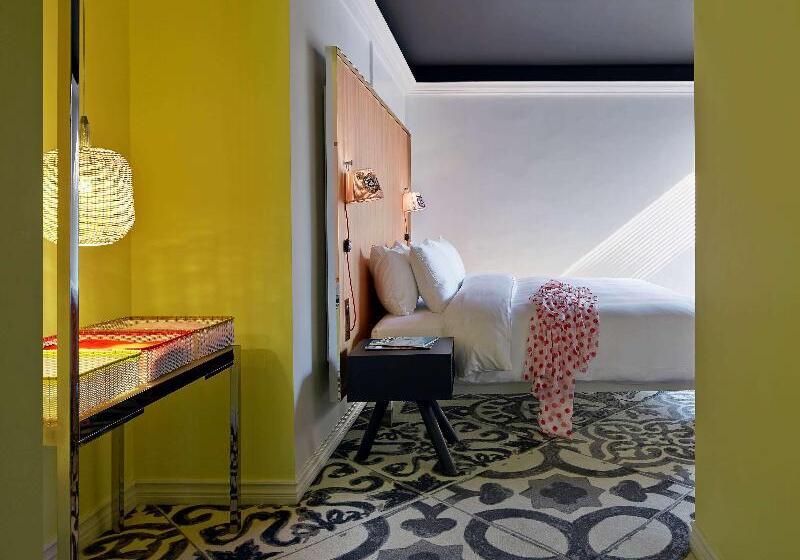 فندق Hollywood Volume, A Tribute Portfolio