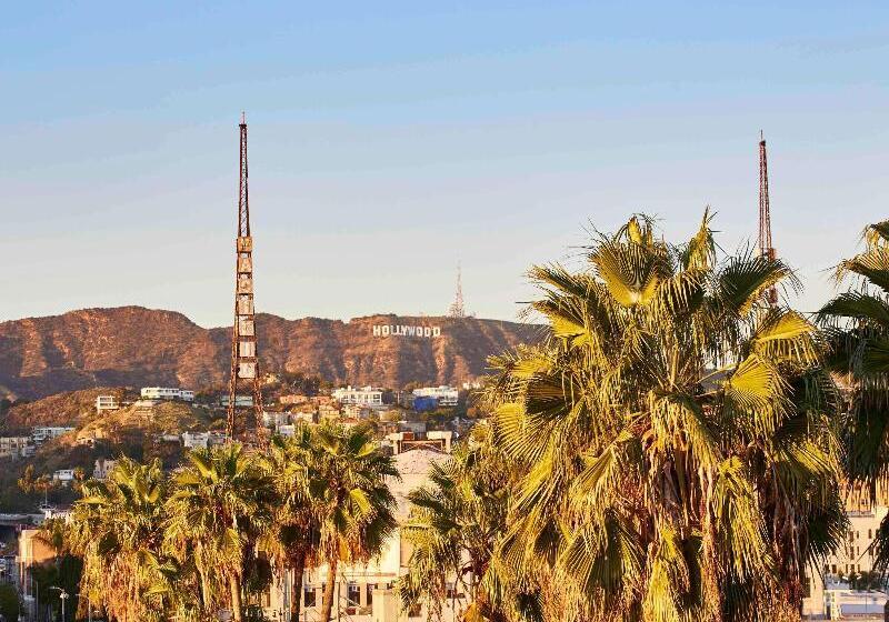 فندق Hollywood Volume, A Tribute Portfolio