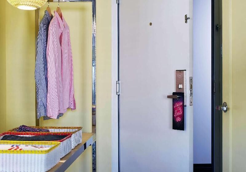 فندق Hollywood Volume, A Tribute Portfolio