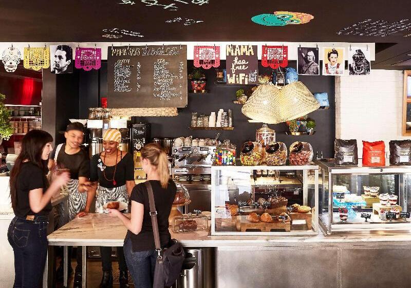 فندق Hollywood Volume, A Tribute Portfolio