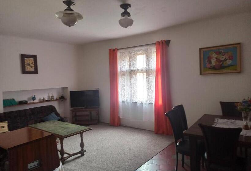 Пансион Apartmán Měňany