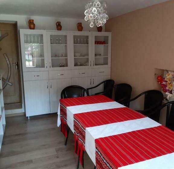 بنسيون Casa Izbuc