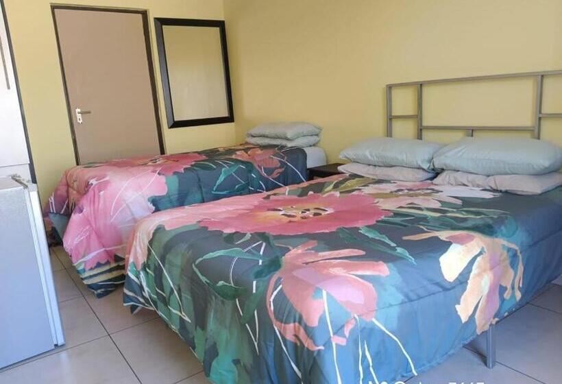 פנסיון Elson Lodge K1