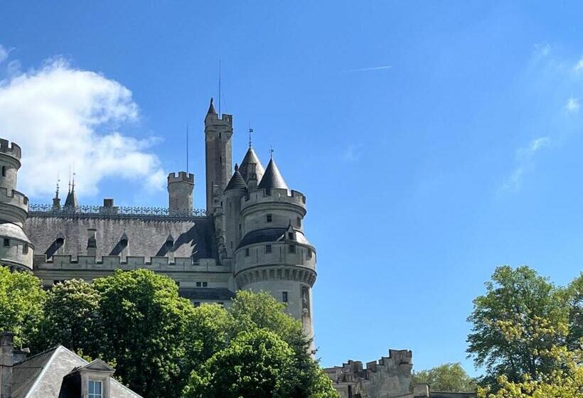 פנסיון Le Mas De Retheuil