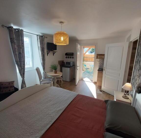 פנסיון Les Petits Jardins De Cissé Chambre De Charme