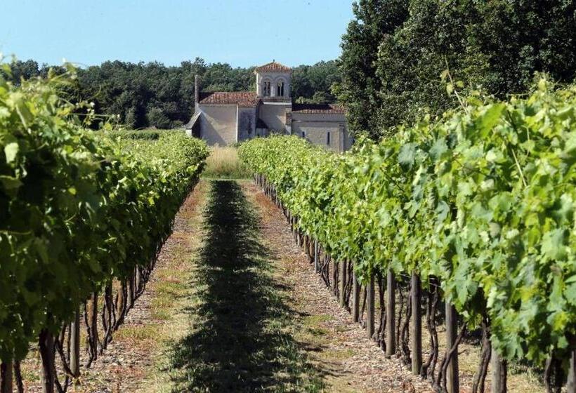 Пансион Les Vieilles Pierres